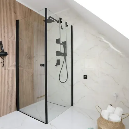 Nowodworski דירה *